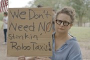 太康特斯拉在得州奥斯汀遭遇抗议活动：反对马斯克Robotaxi计划